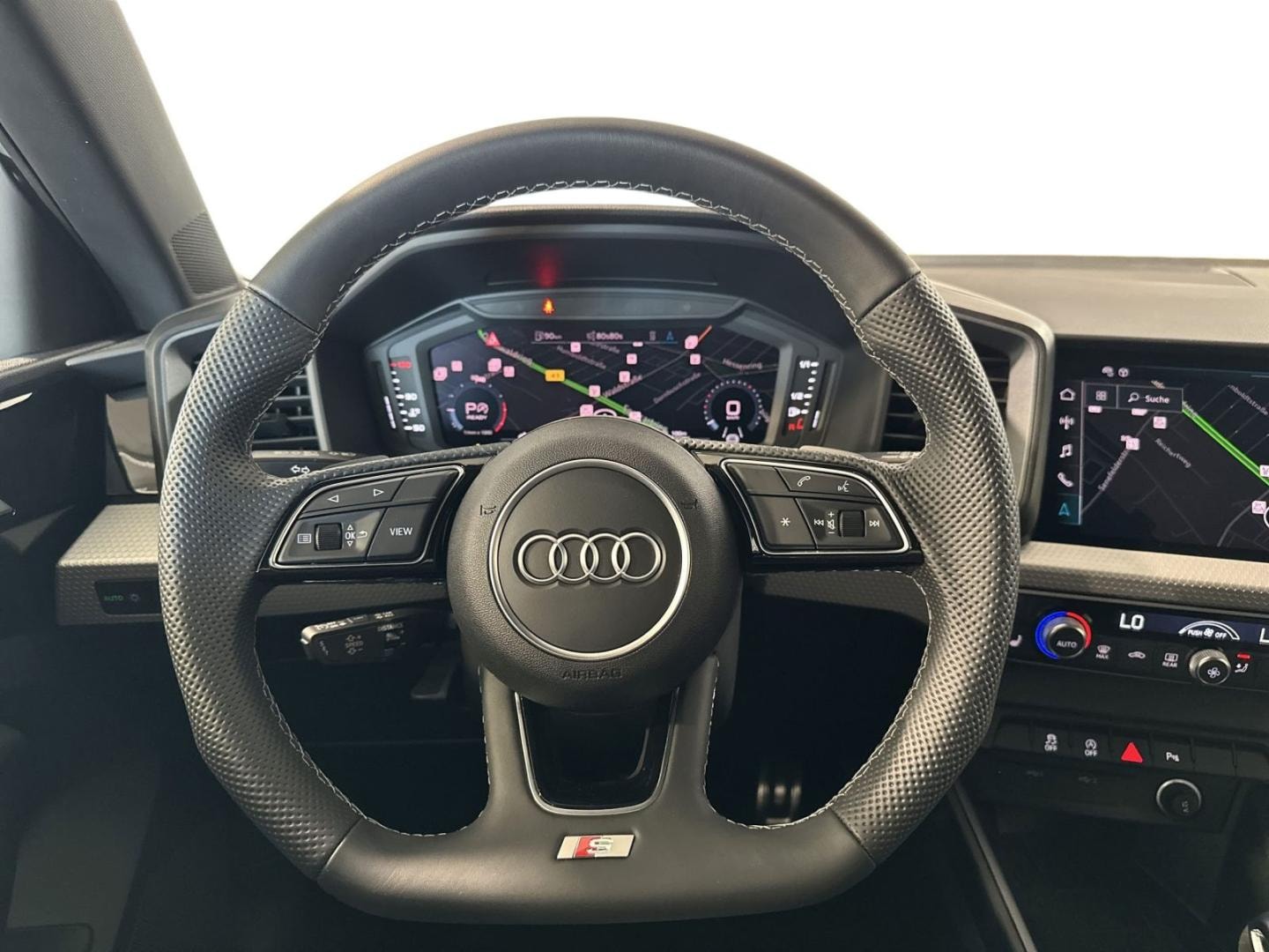Bild über Audi A1 Sportback S line 30 TFSI S tronic - für weitere Informationen kontaktieren Sie den Audi Partner