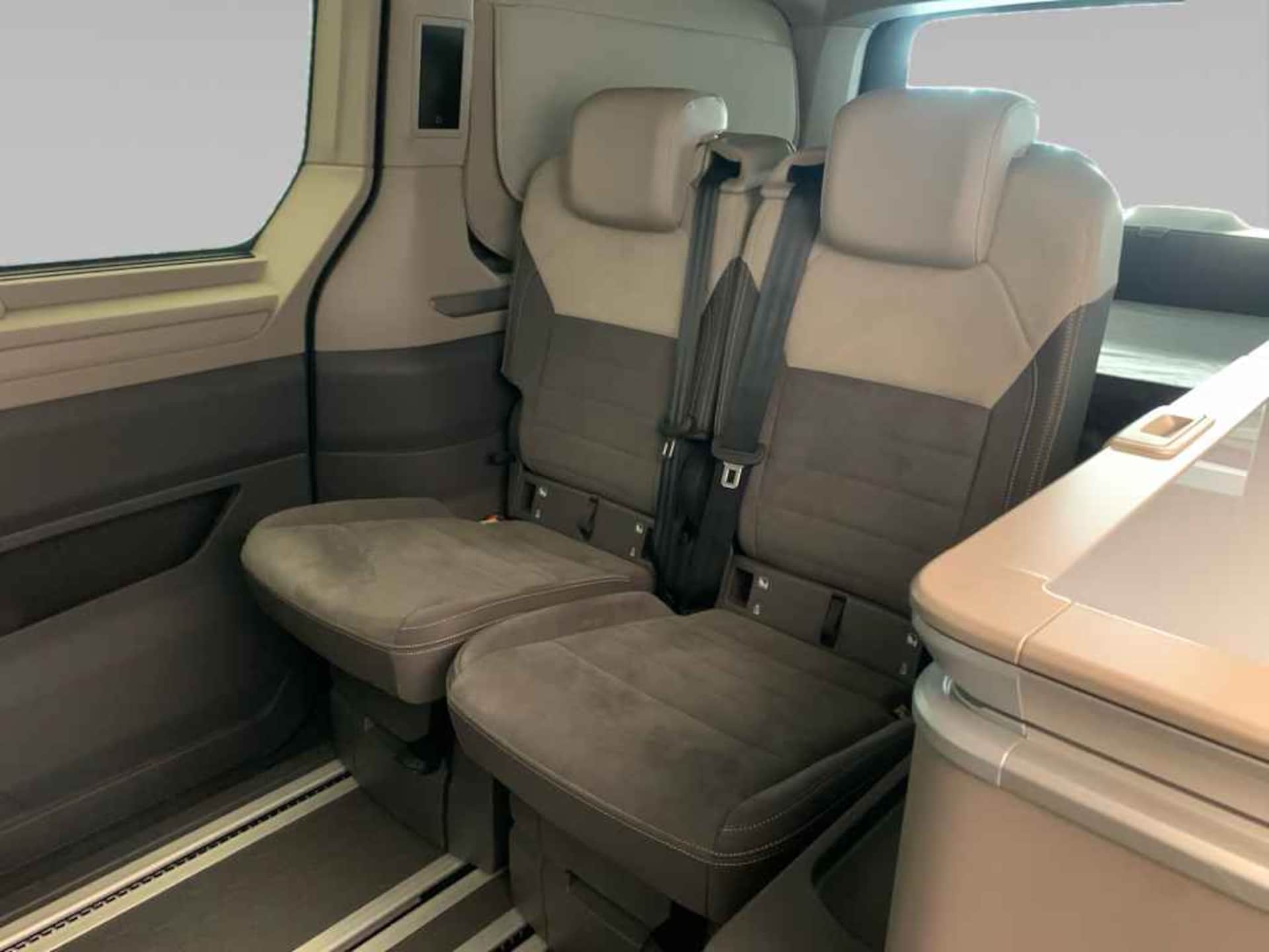 Volkswagen California Coast