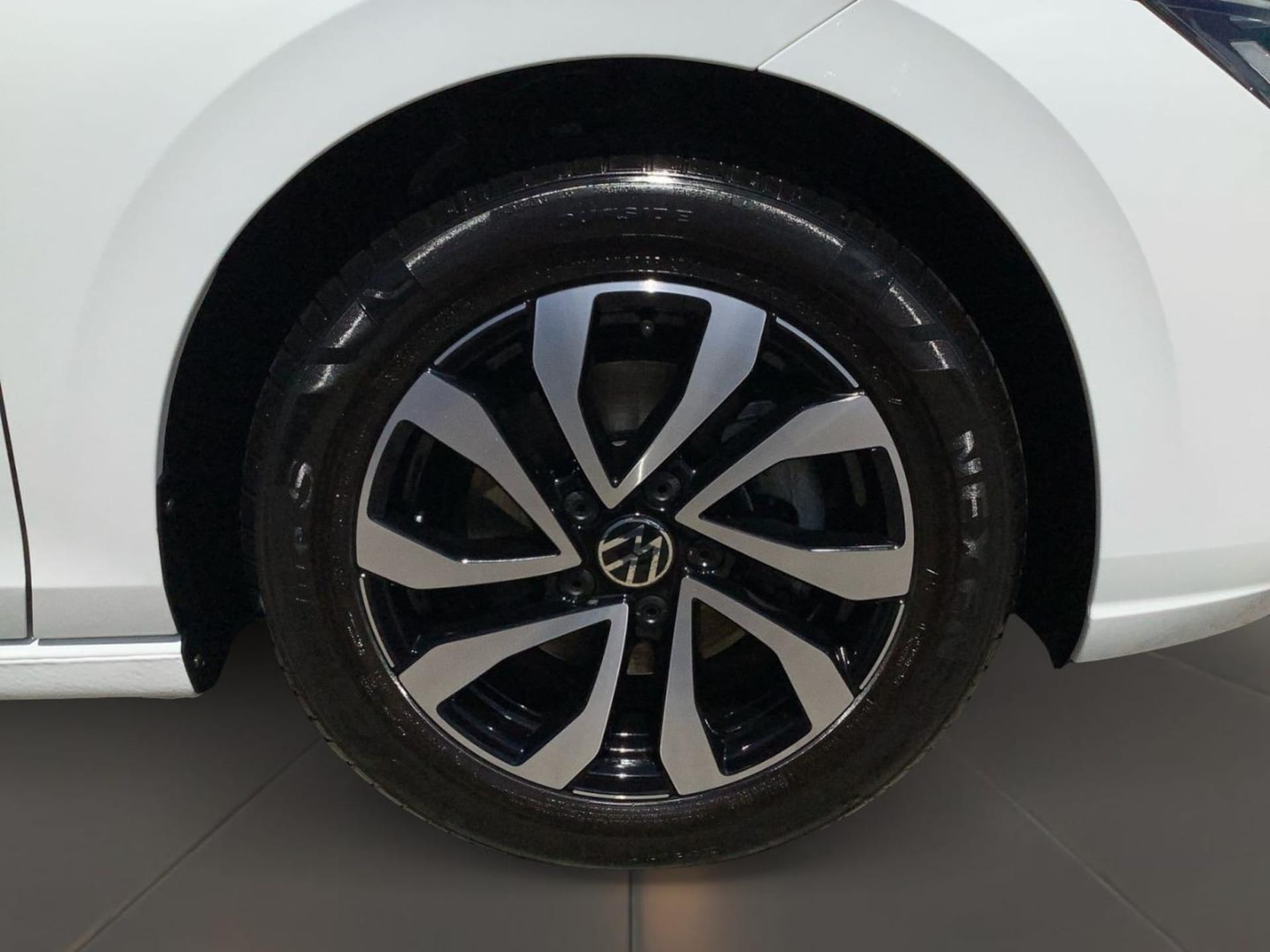 Volkswagen Golf Active