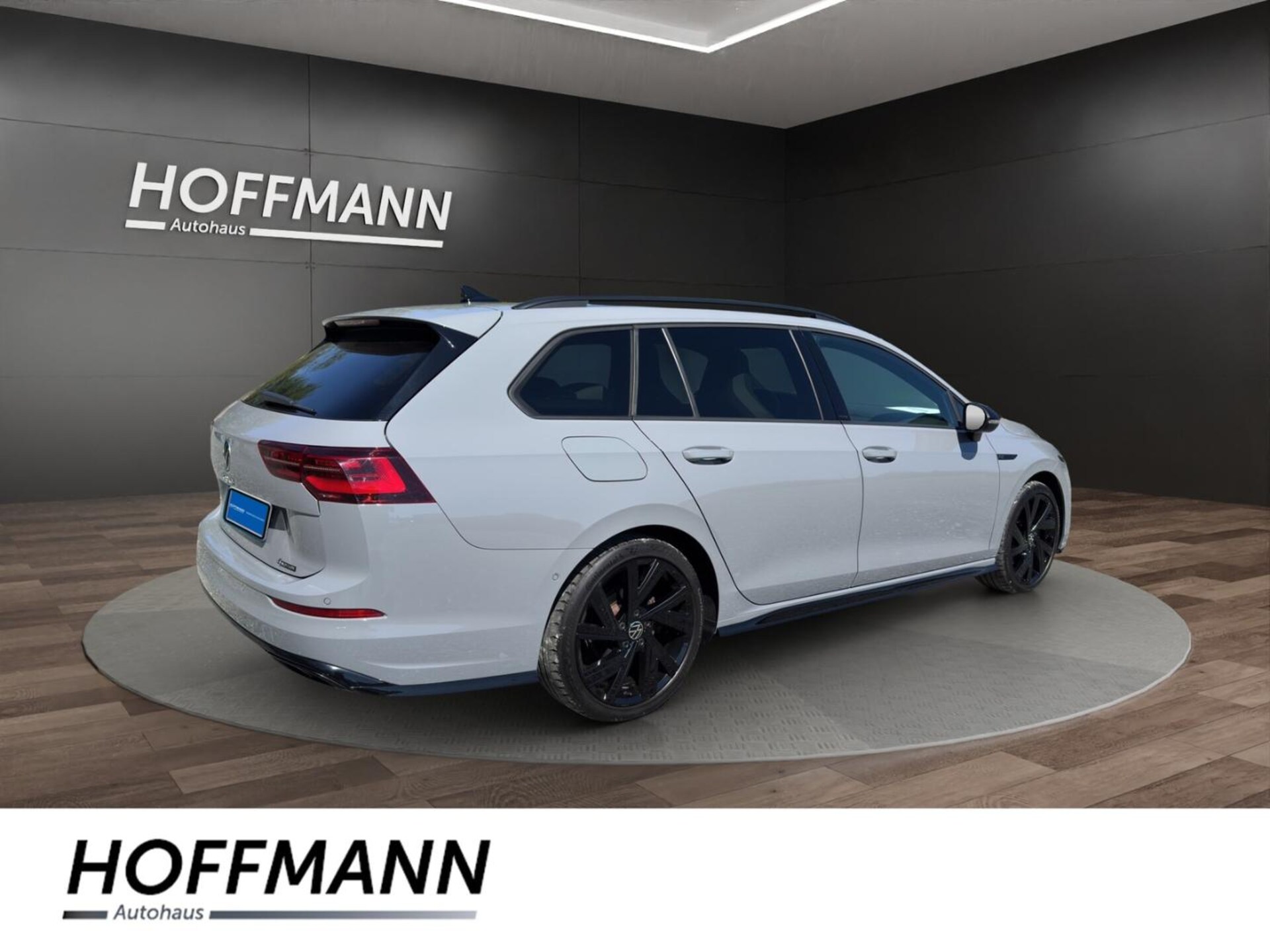 Volkswagen Golf Variant R-Line