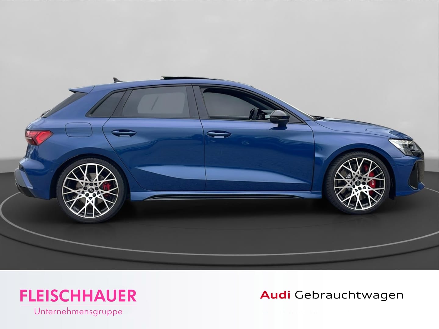 Bild über Audi RS 3 Sportback TFSI quattro 294 kW S tronic - für weitere Informationen kontaktieren Sie den Audi Partner
