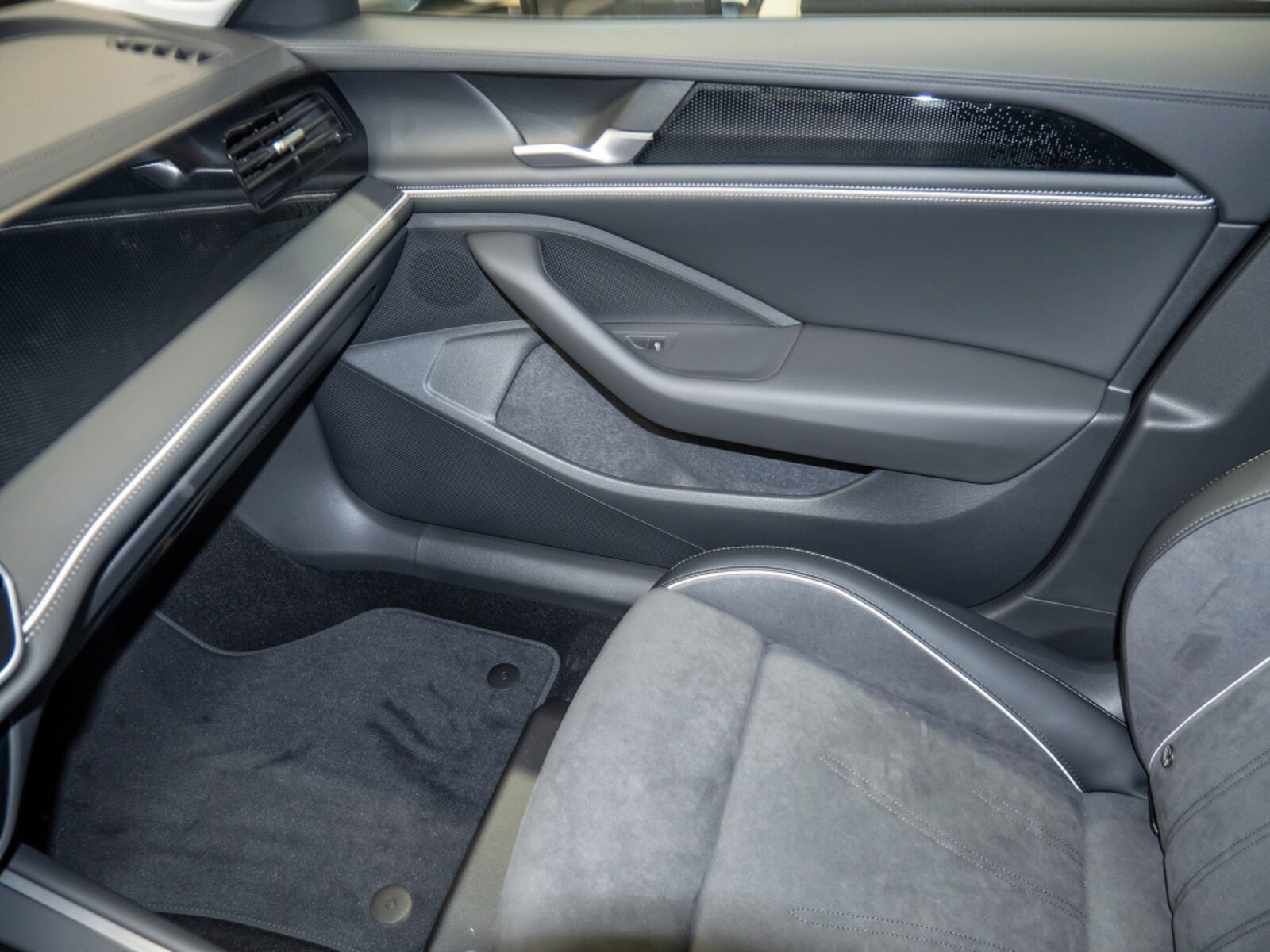 Volkswagen Passat – Bild 15