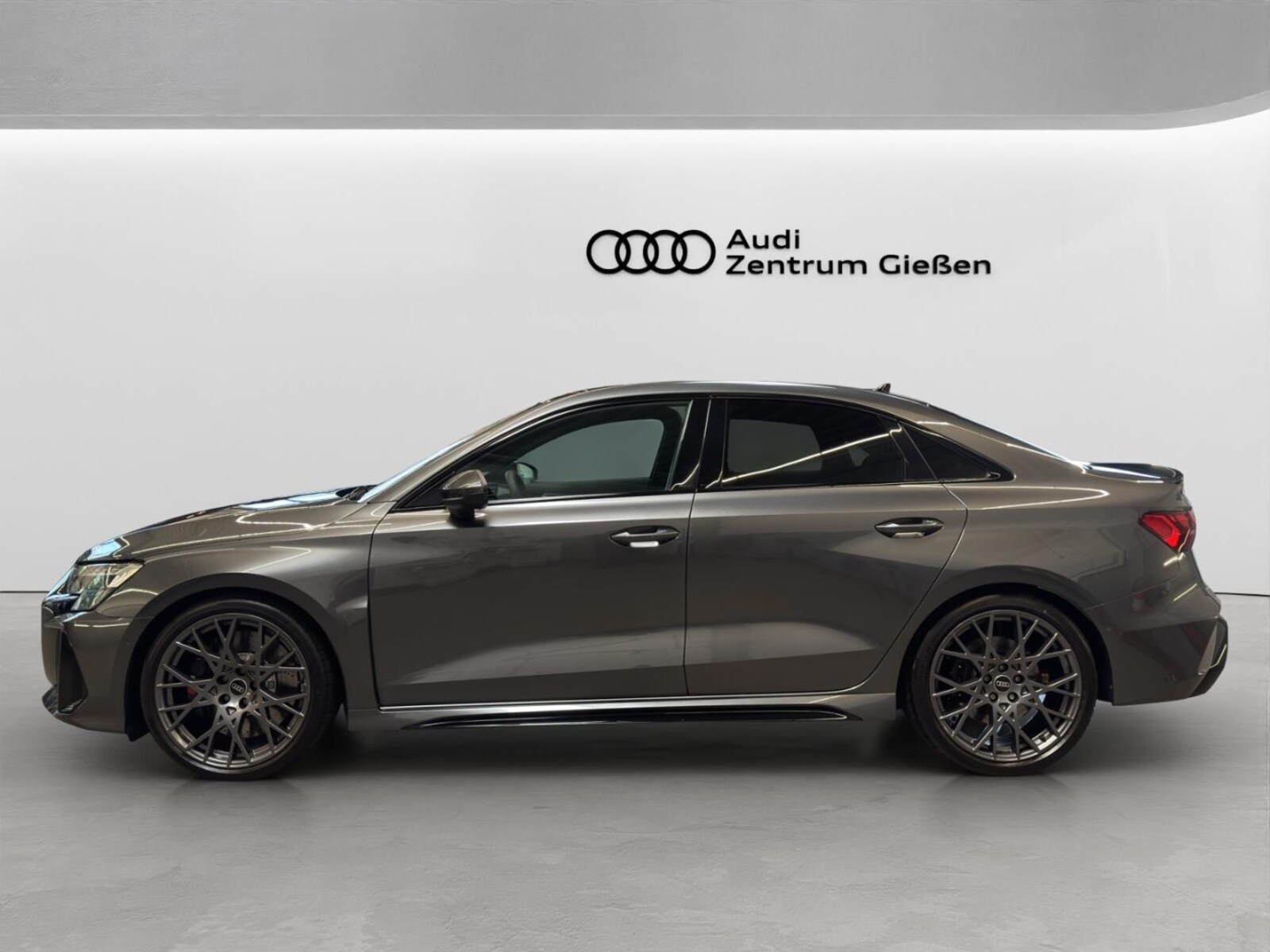 Audi RS 3 Limousine – Bild 2