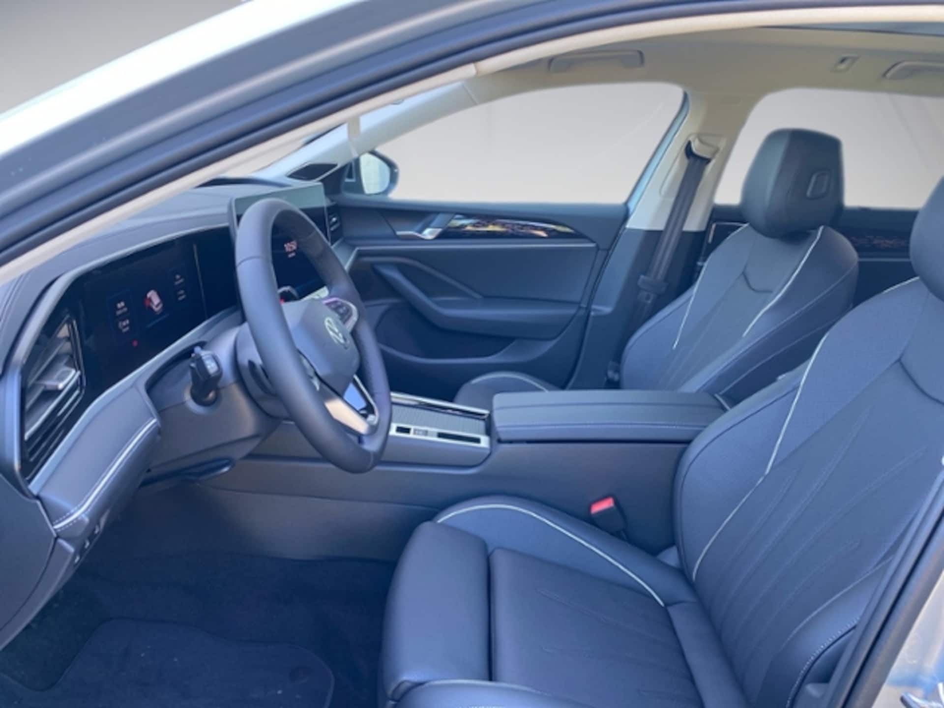 Volkswagen Passat Elegance