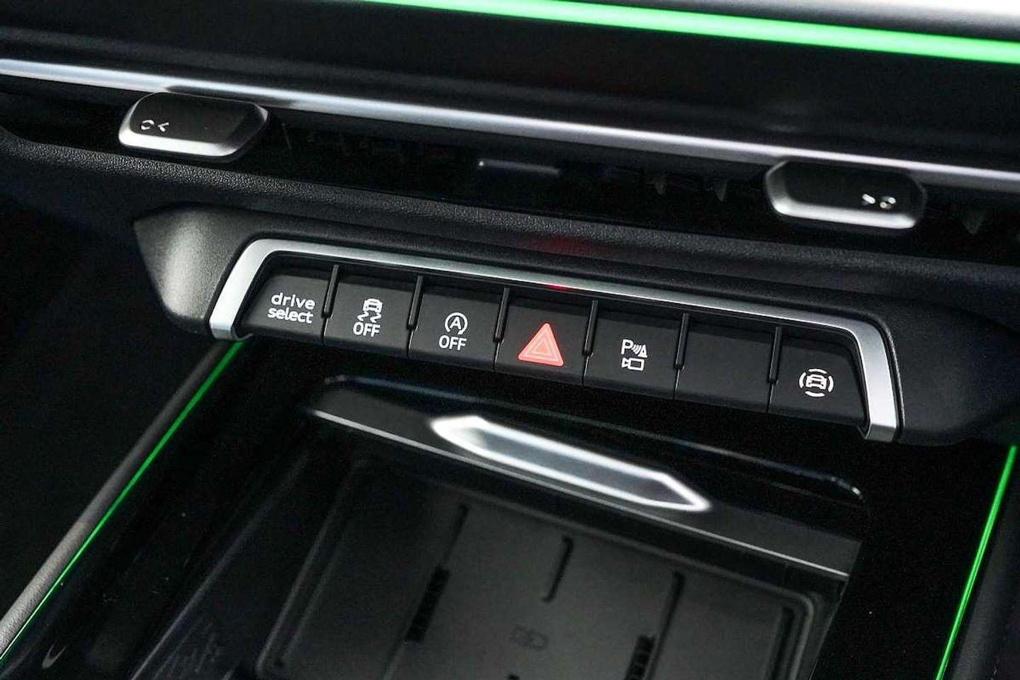 Image about Audi Q3 SUV TFSI quattro 195 kW