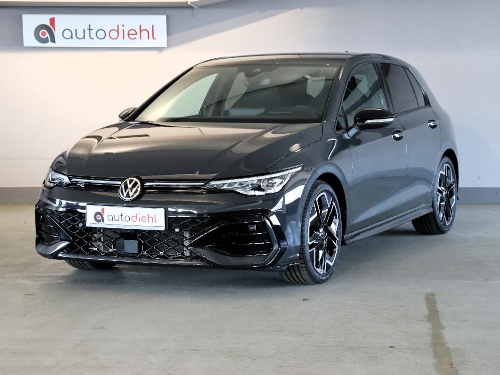 Volkswagen Golf R-Line