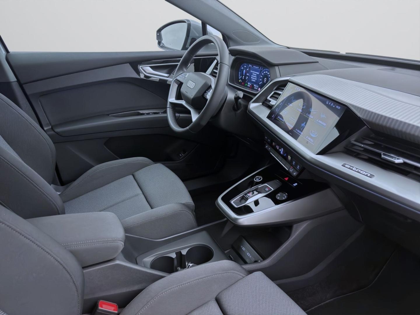 Bild über Audi Q4 e-tron 40 e-tron - für weitere Informationen kontaktieren Sie den Audi Partner