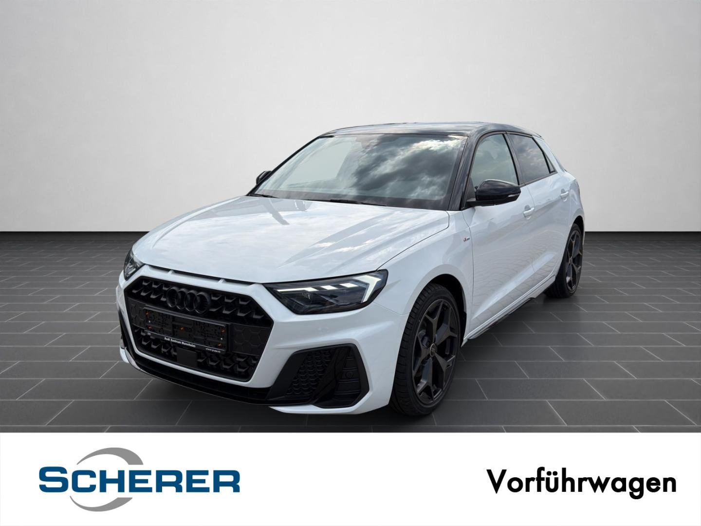 Bild über Audi A1 Sportback S line 30 TFSI S tronic - für weitere Informationen kontaktieren Sie den Audi Partner