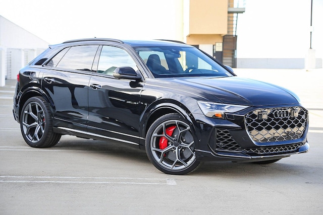 2026 Audi RS Q8 SUV performance
