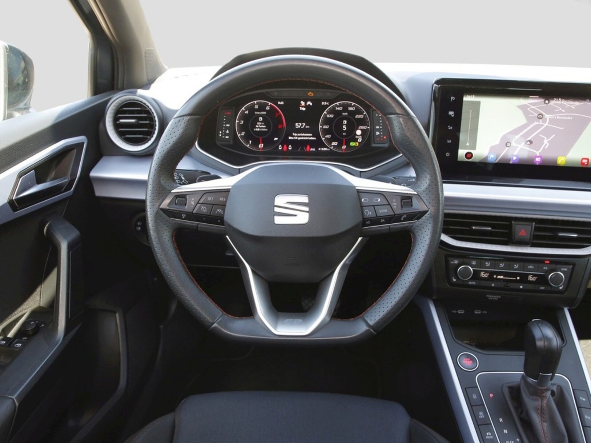 SEAT Arona FR