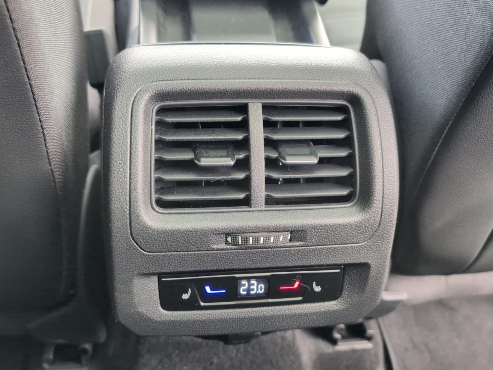 Volkswagen Touran – Bild 17