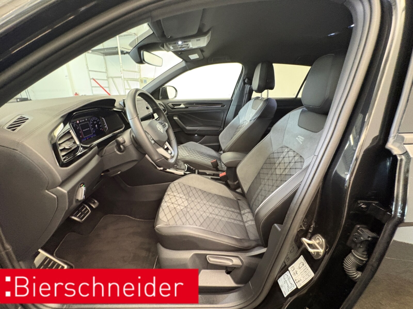 Volkswagen T-Roc – Bild 8