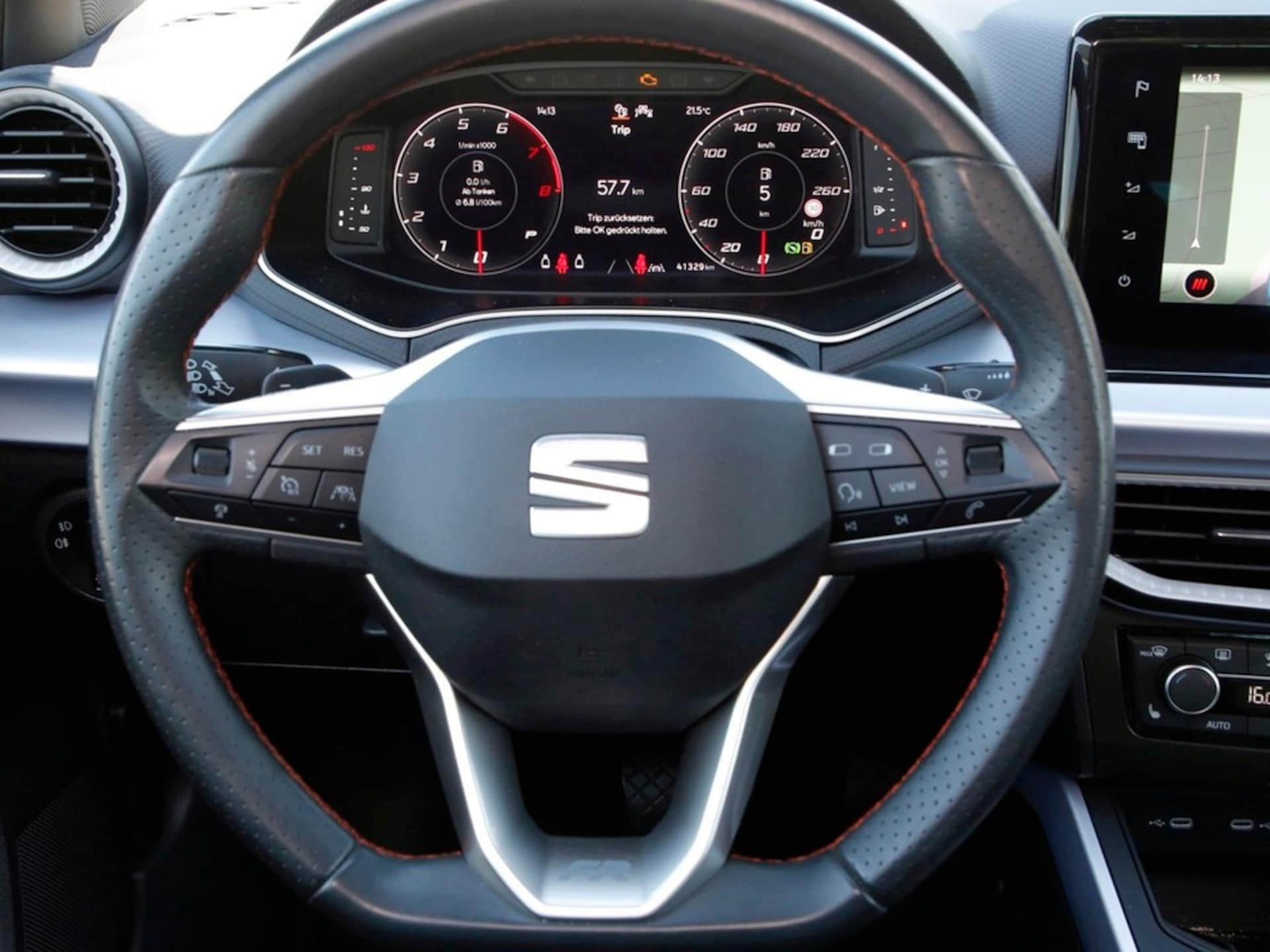 SEAT Arona FR