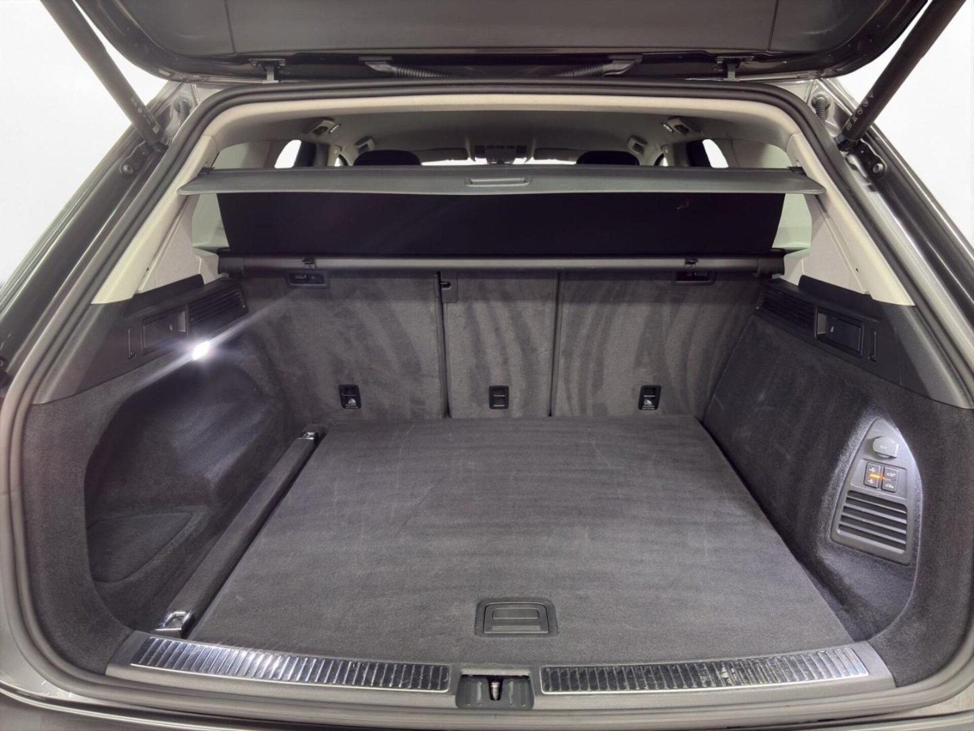 Volkswagen Touareg Elegance