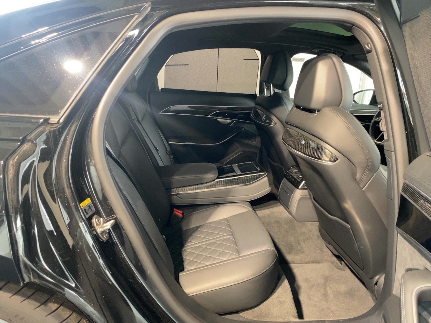 Bild über Audi A8 50 TDI quattro tiptronic - für weitere Informationen kontaktieren Sie den Audi Partner