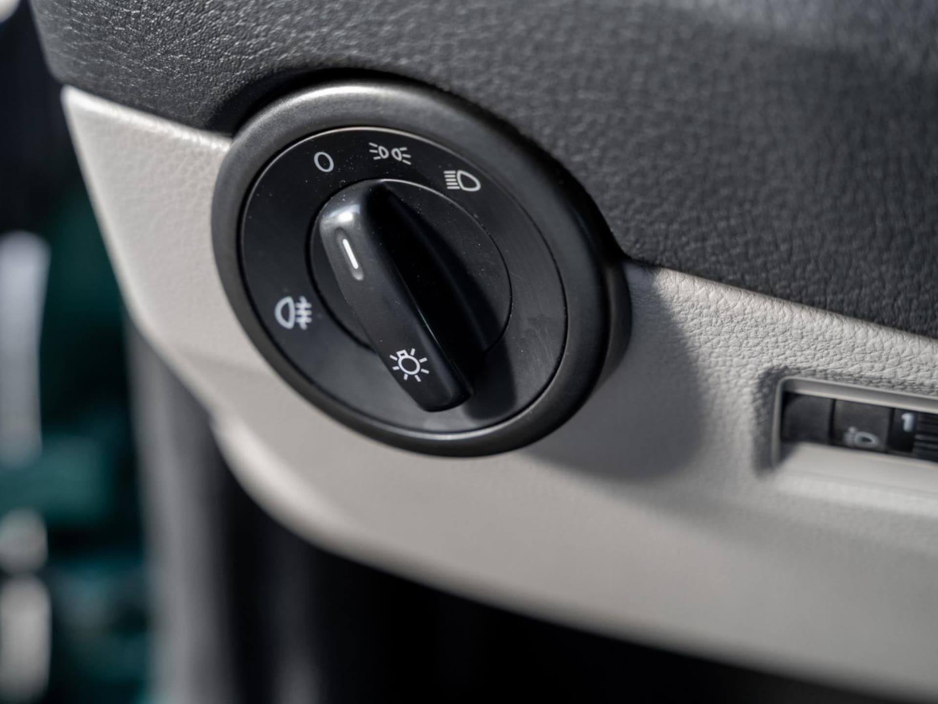 Volkswagen T6 Transporter Kasten kurzer Radstand