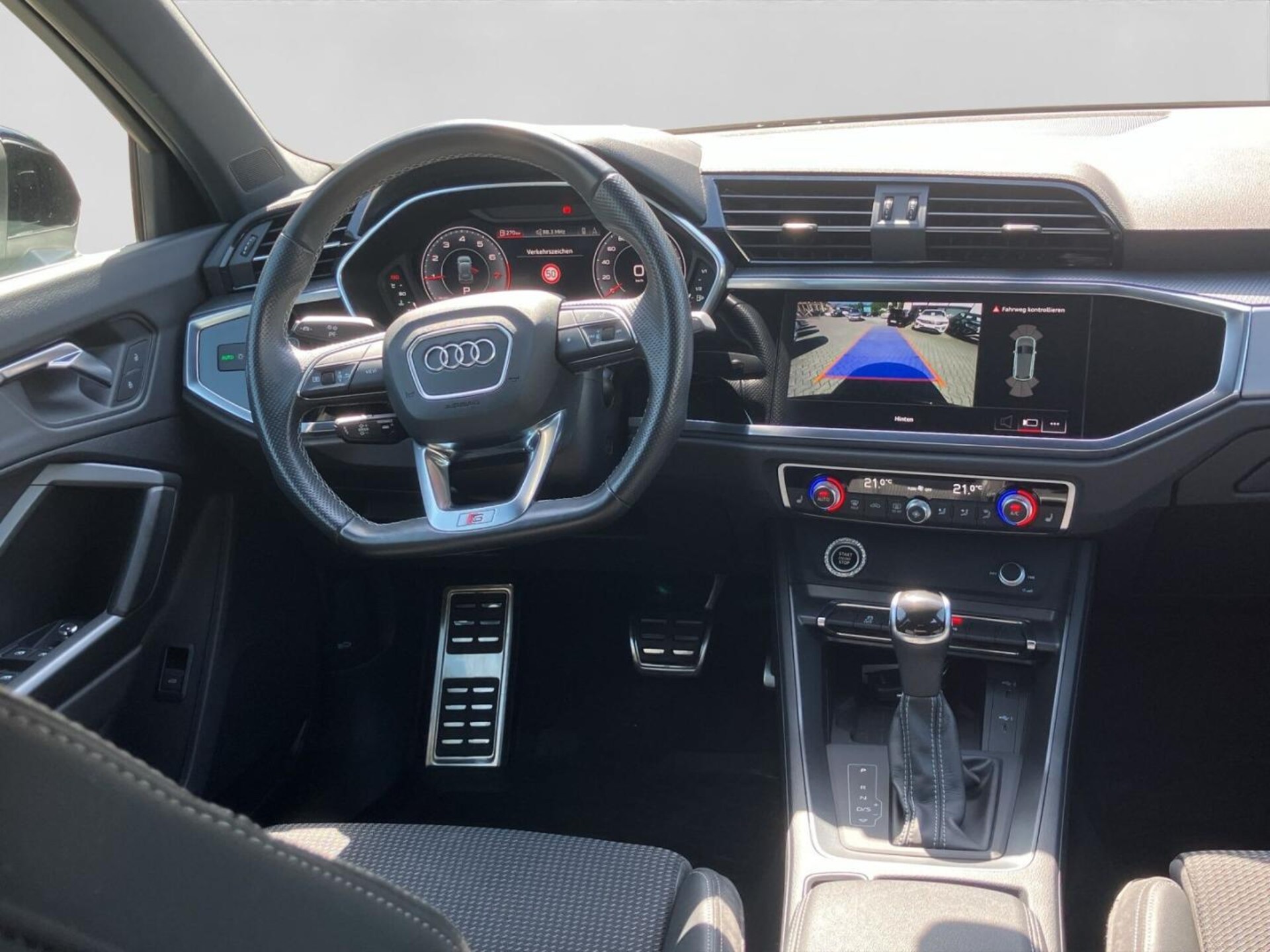 Audi Q3 SUV S line