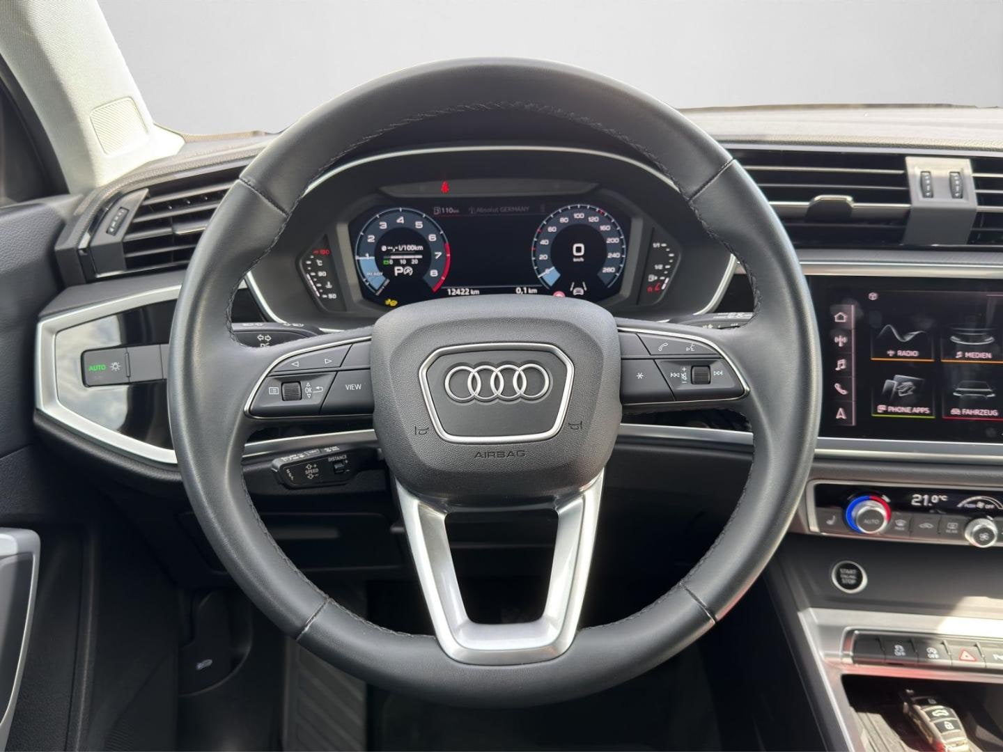 Bild über Audi Q3 advanced 35 TFSI S tronic - für weitere Informationen kontaktieren Sie den Audi Partner