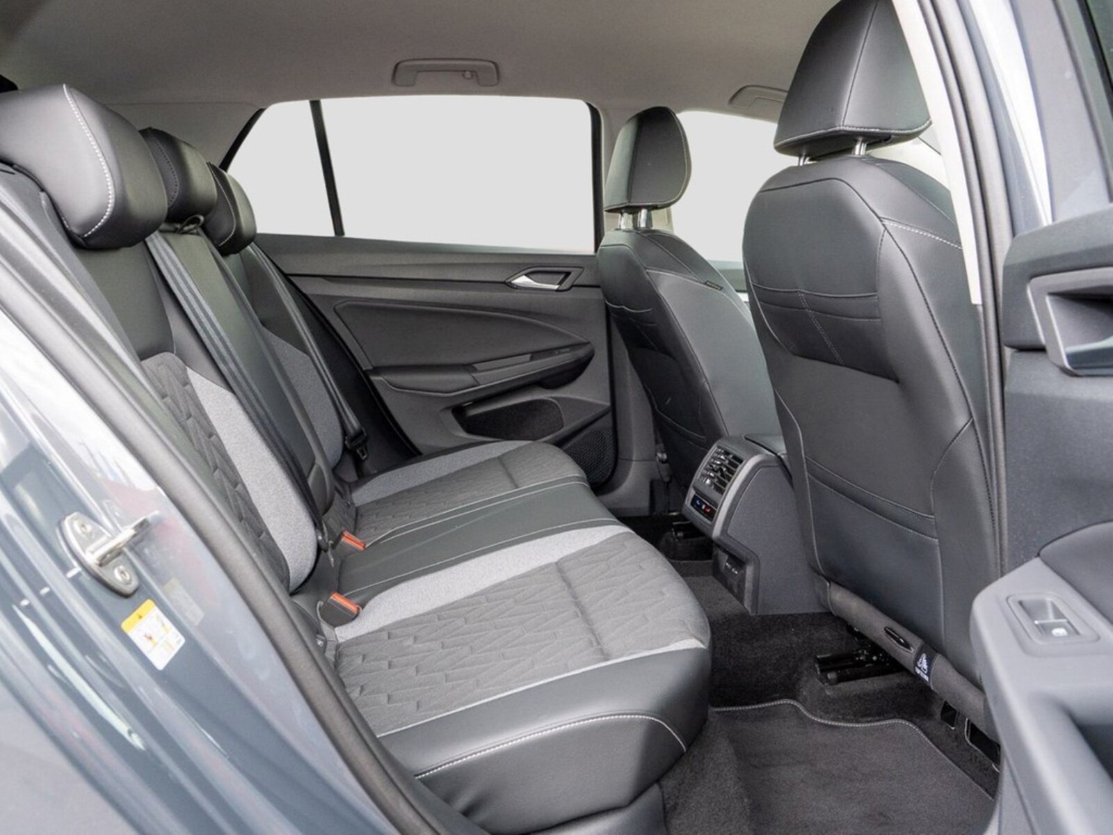 Volkswagen Golf – Bild 8