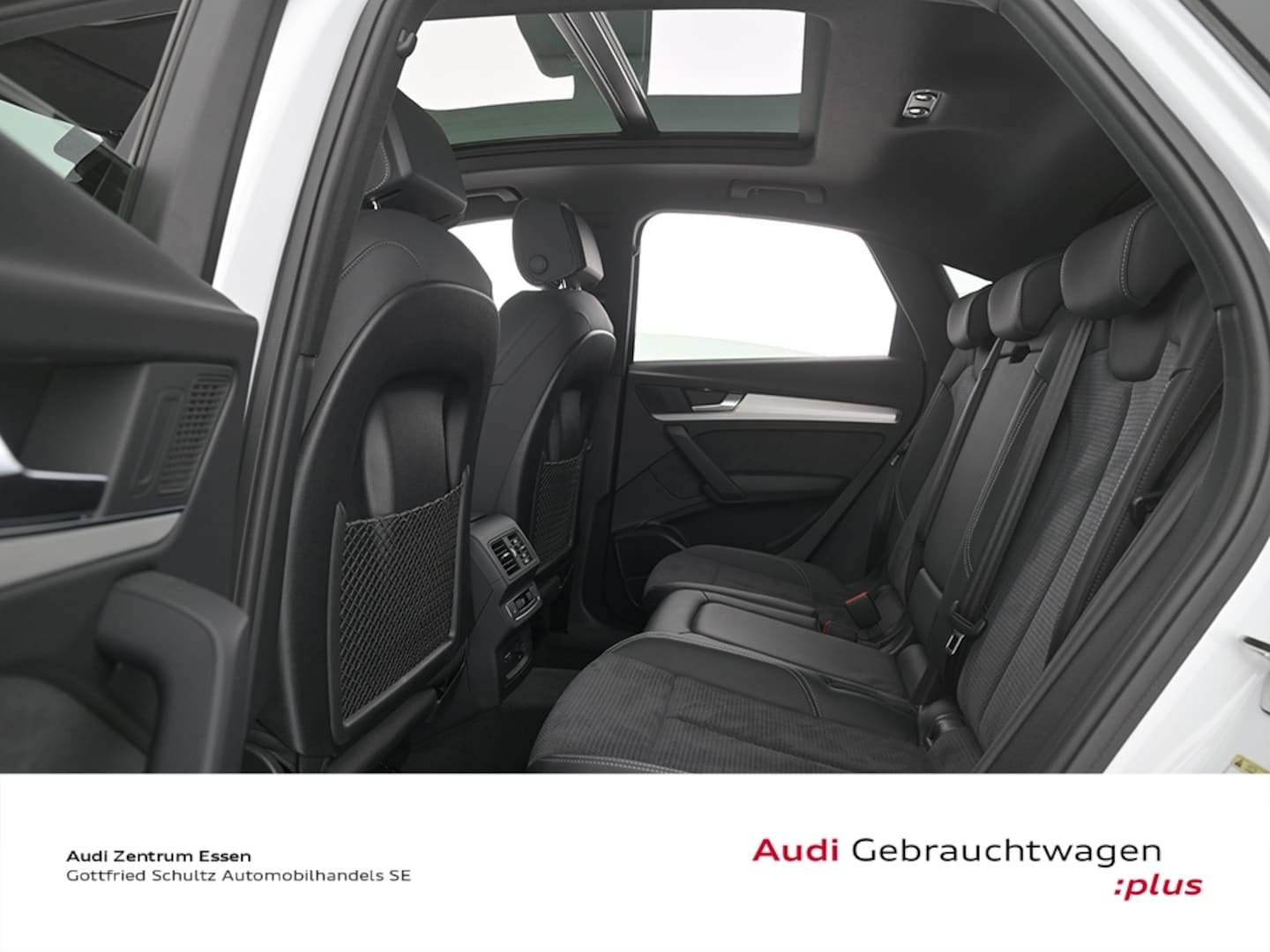 Bild über Audi Q5 Sportback TFSI e S line business 55 TFSI e quattro S tronic - für weitere Informationen kontaktieren Sie den Audi Partner
