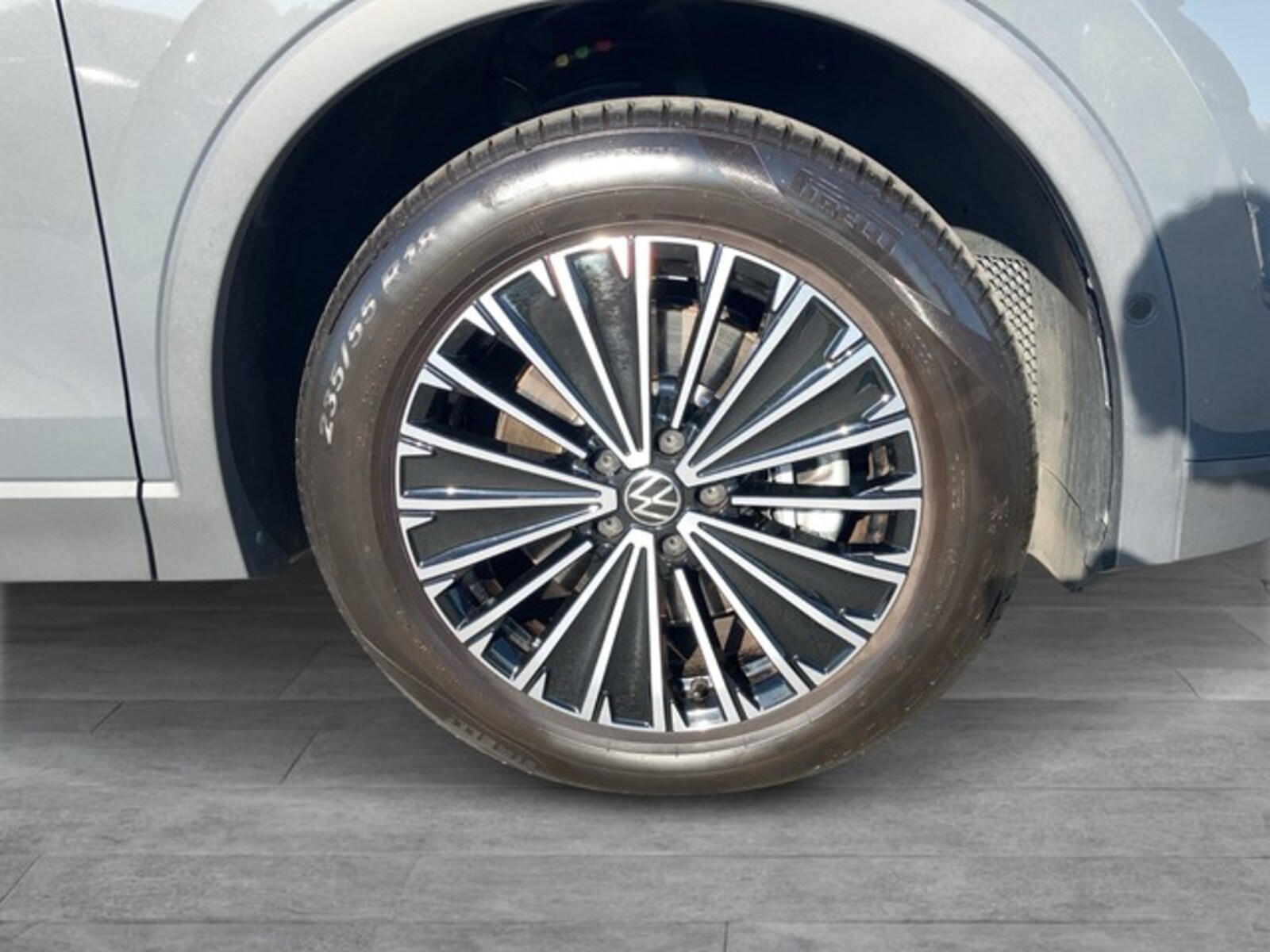 Volkswagen Tiguan – Bild 6