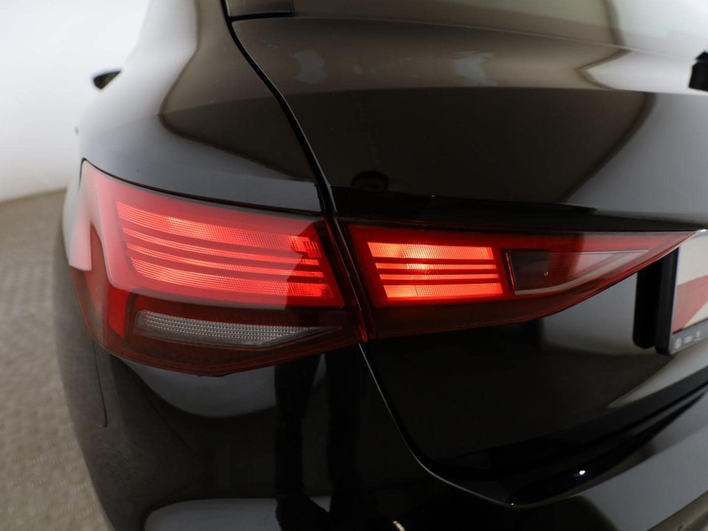 Bild über Audi A3 Sportback 30 TFSI S tronic - für weitere Informationen kontaktieren Sie den Audi Partner