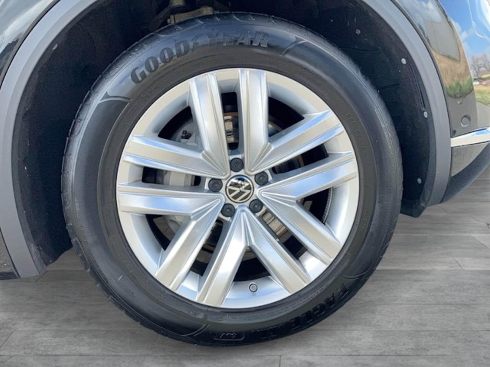 Volkswagen Touareg Elegance
