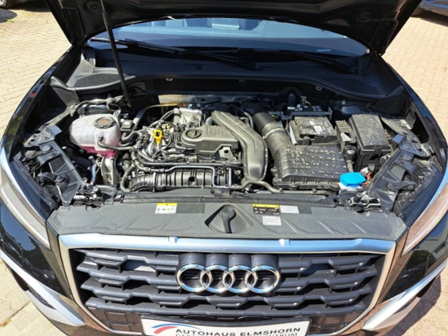 Bild über Audi Q2 advanced 35 TFSI S tronic - für weitere Informationen kontaktieren Sie den Audi Partner