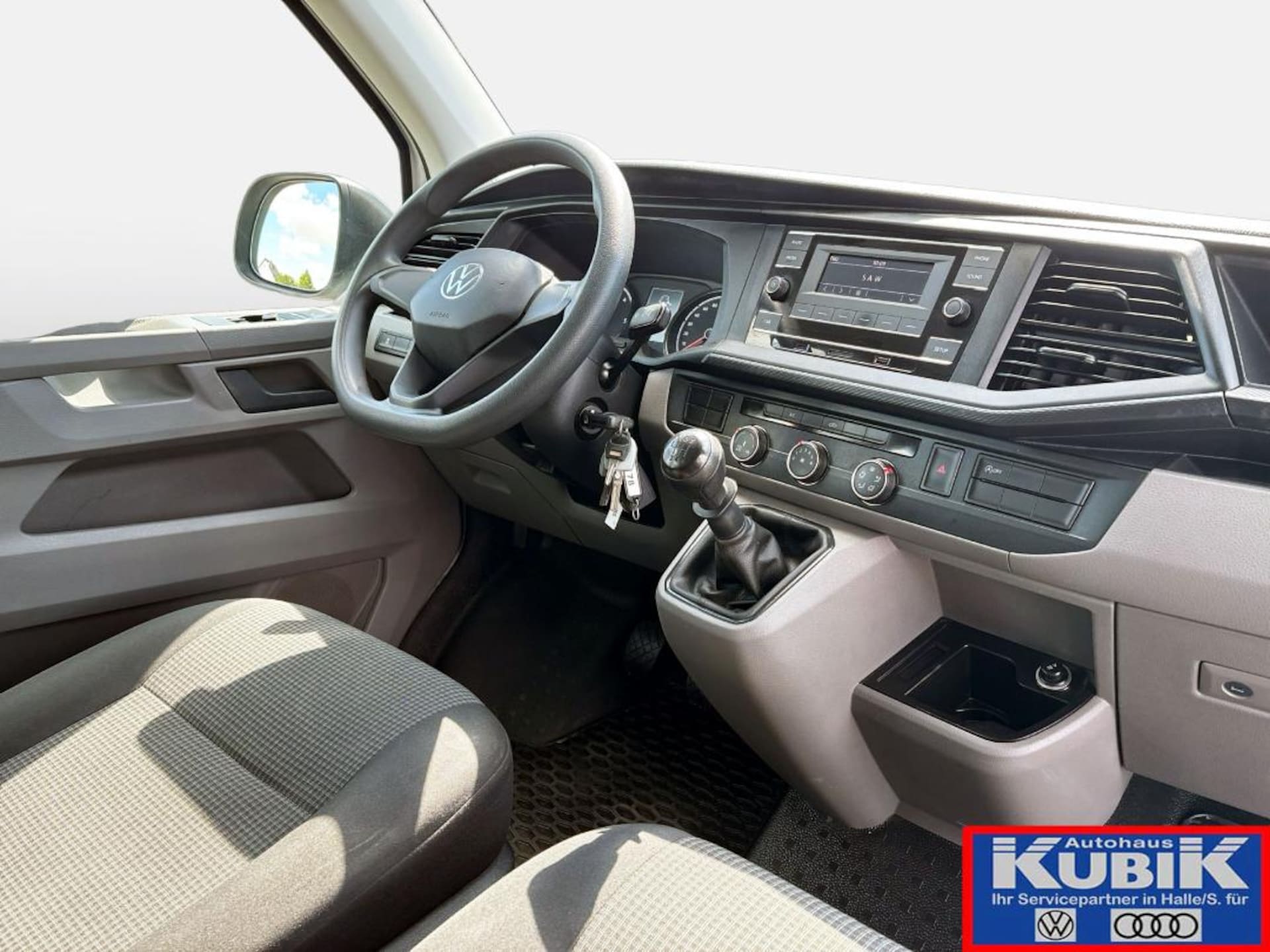 Volkswagen T6.1 Transporter Pritschenwagen Doppelkabine