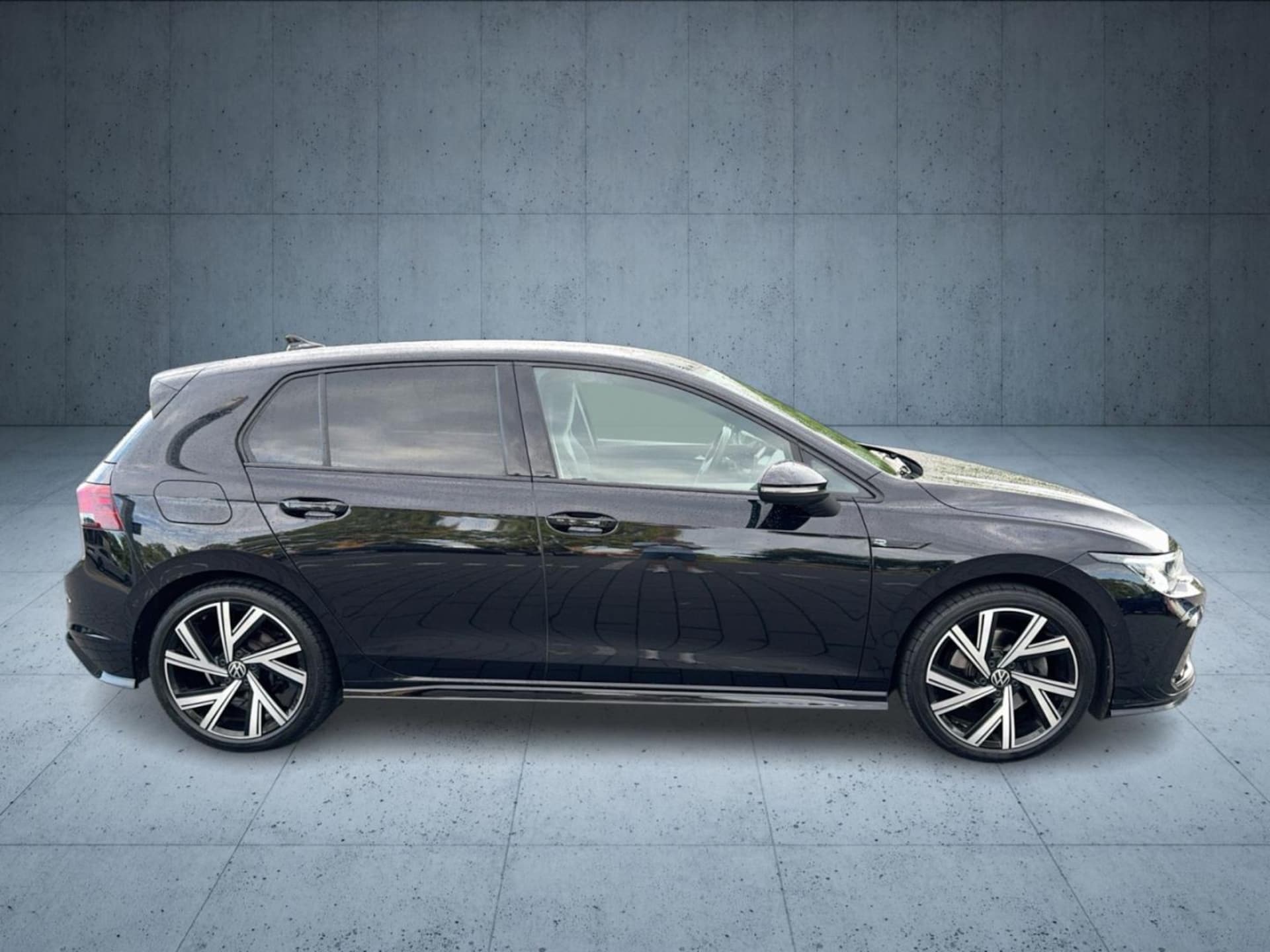 Volkswagen Golf R-Line