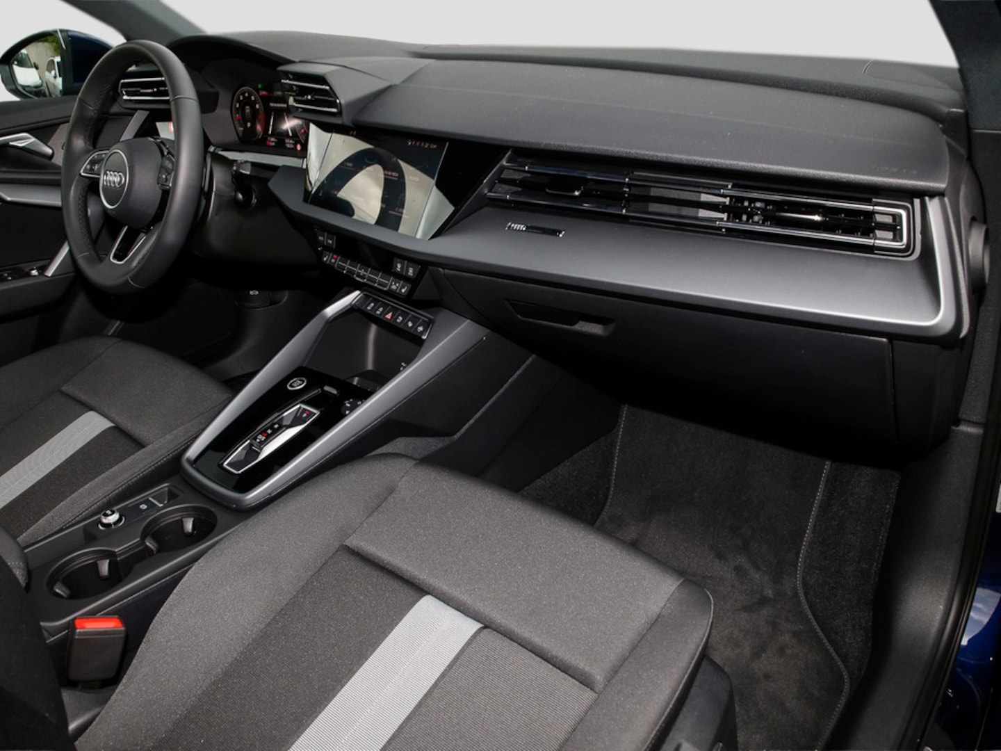 Bild über Audi A3 Sportback advanced 30 TFSI S tronic - für weitere Informationen kontaktieren Sie den Audi Partner