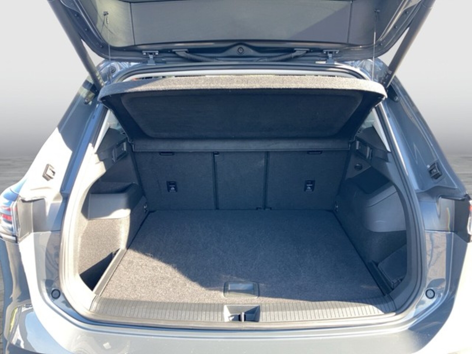 Volkswagen Tiguan – Bild 12