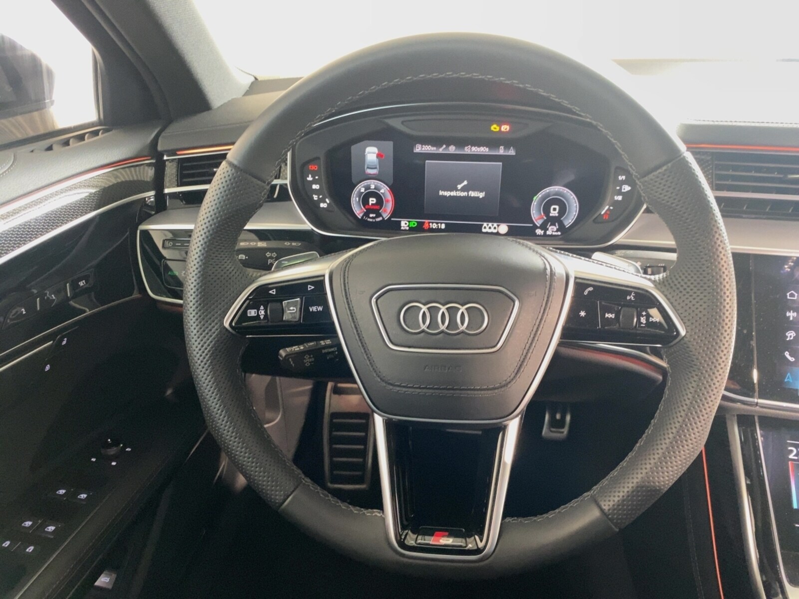 Audi A8 – Bild 12