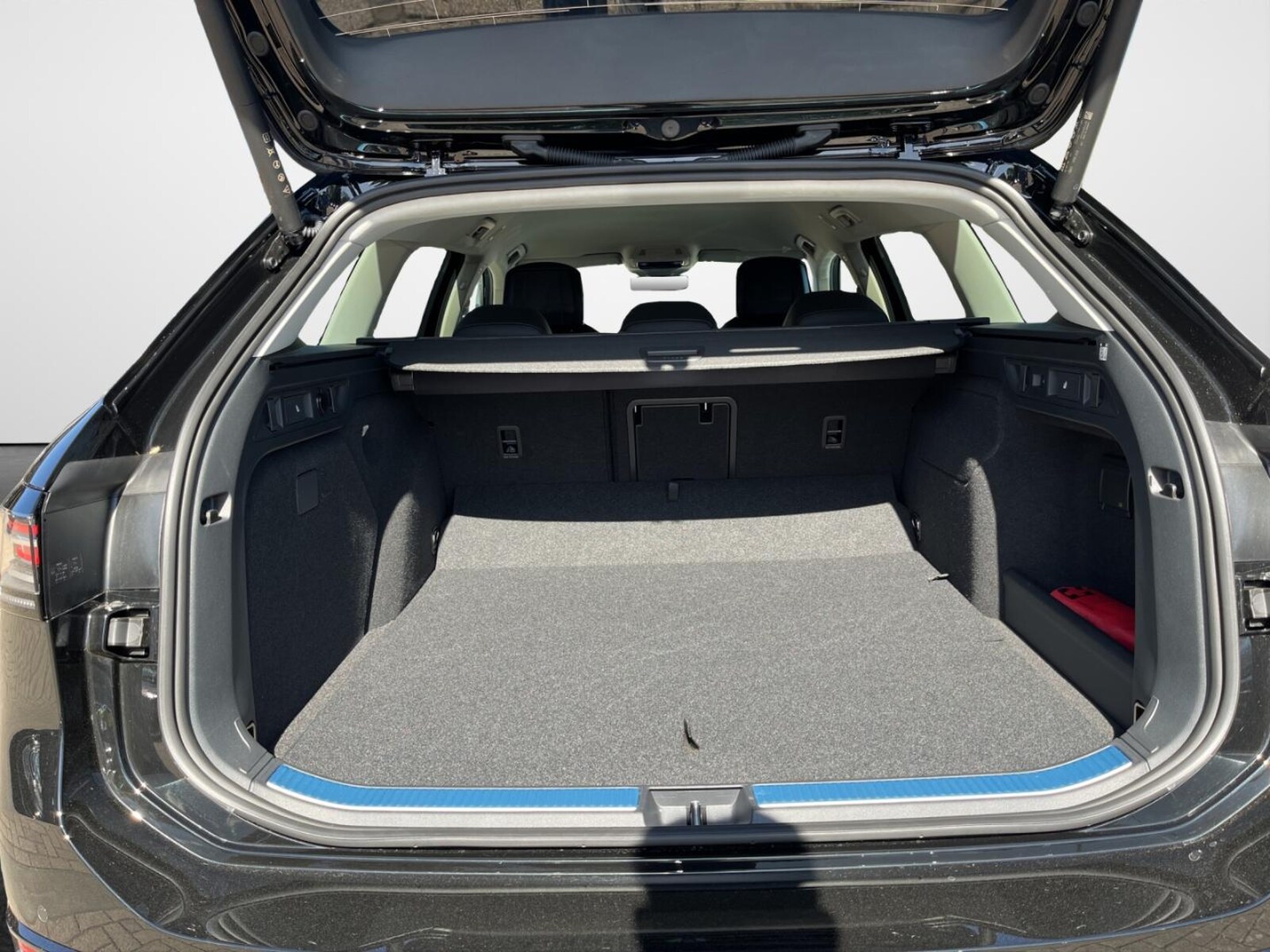 Volkswagen Passat – Bild 13