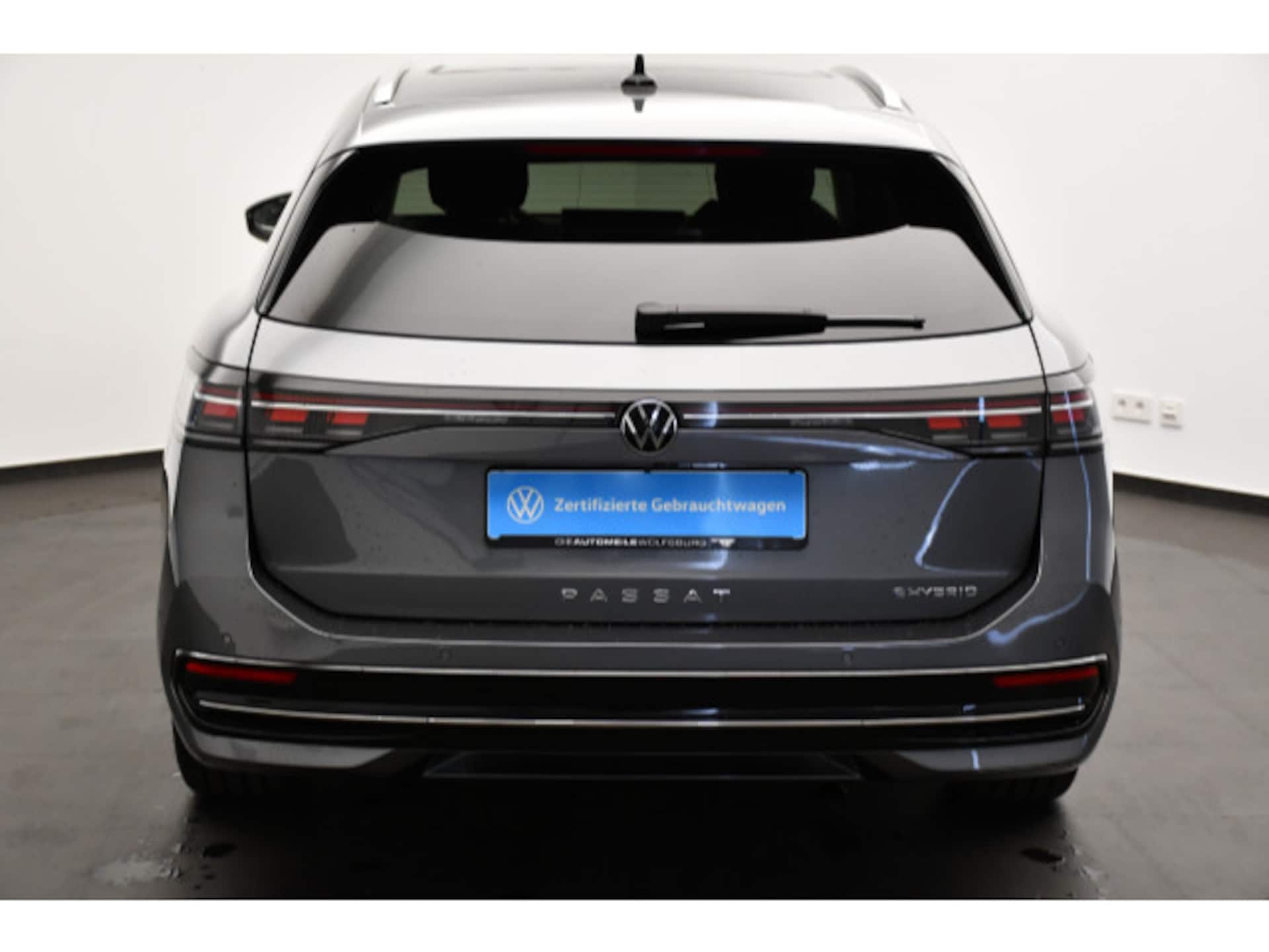 Volkswagen Passat Elegance