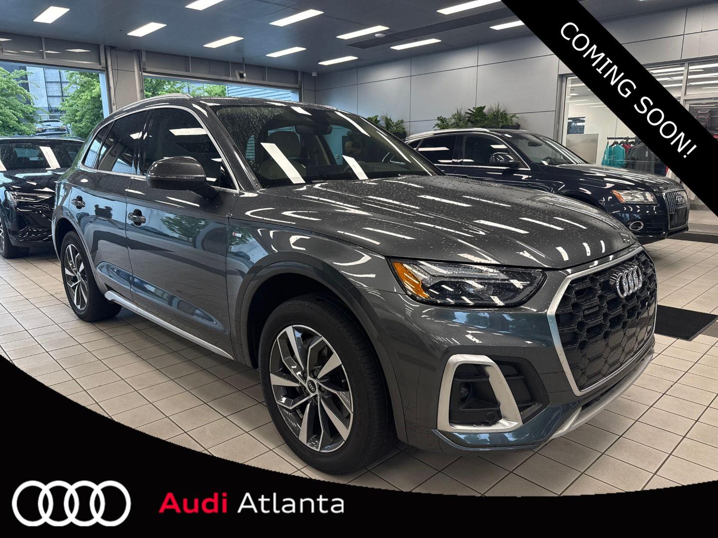 2022 Audi Q5 45 Premium's photo