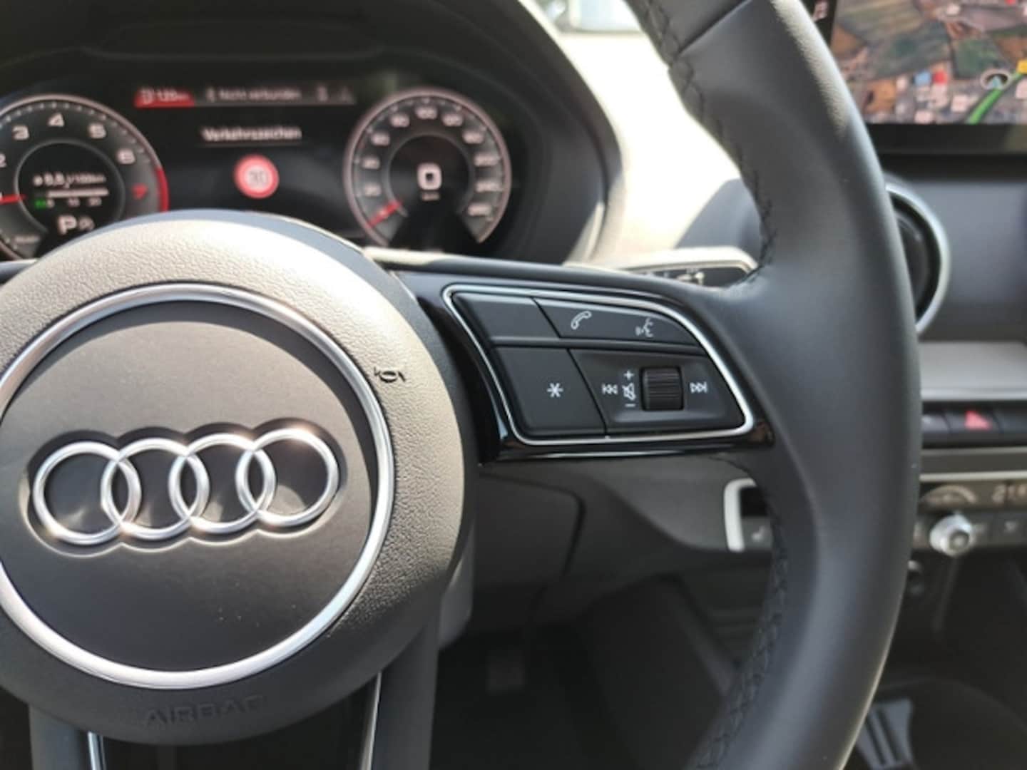 Bild über Audi Q2 advanced 35 TFSI S tronic - für weitere Informationen kontaktieren Sie den Audi Partner