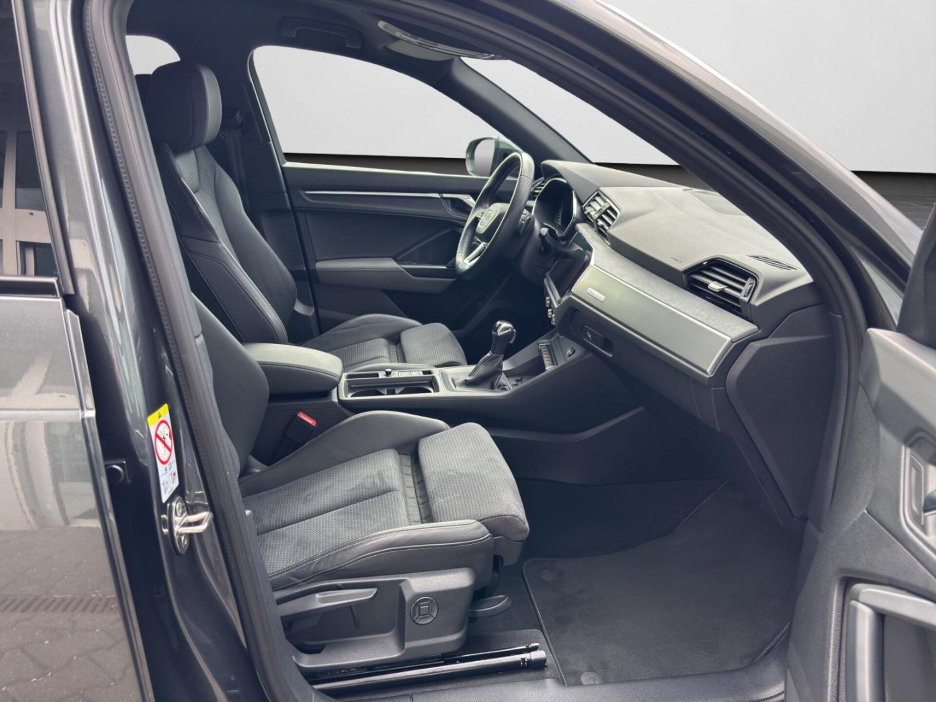 Audi Q3 SUV S line