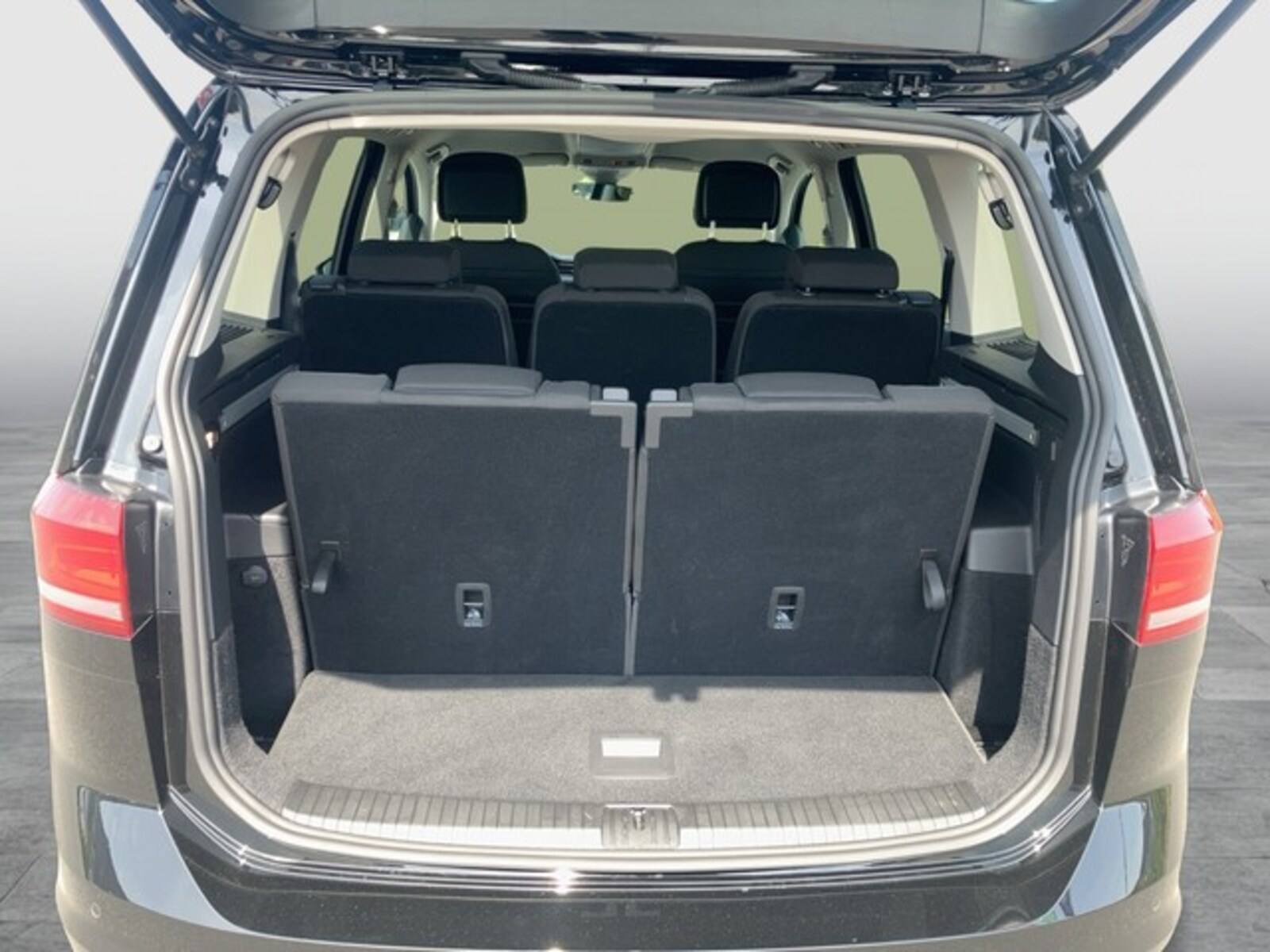 Volkswagen Touran – Bild 12