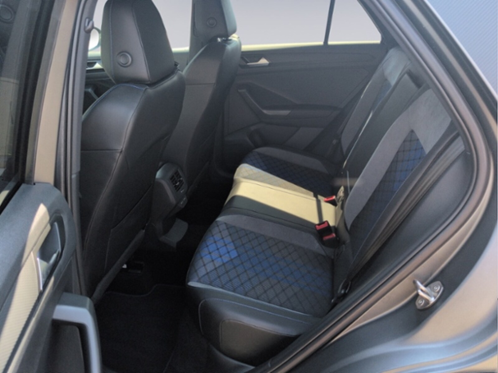 Volkswagen T-Roc – Bild 14