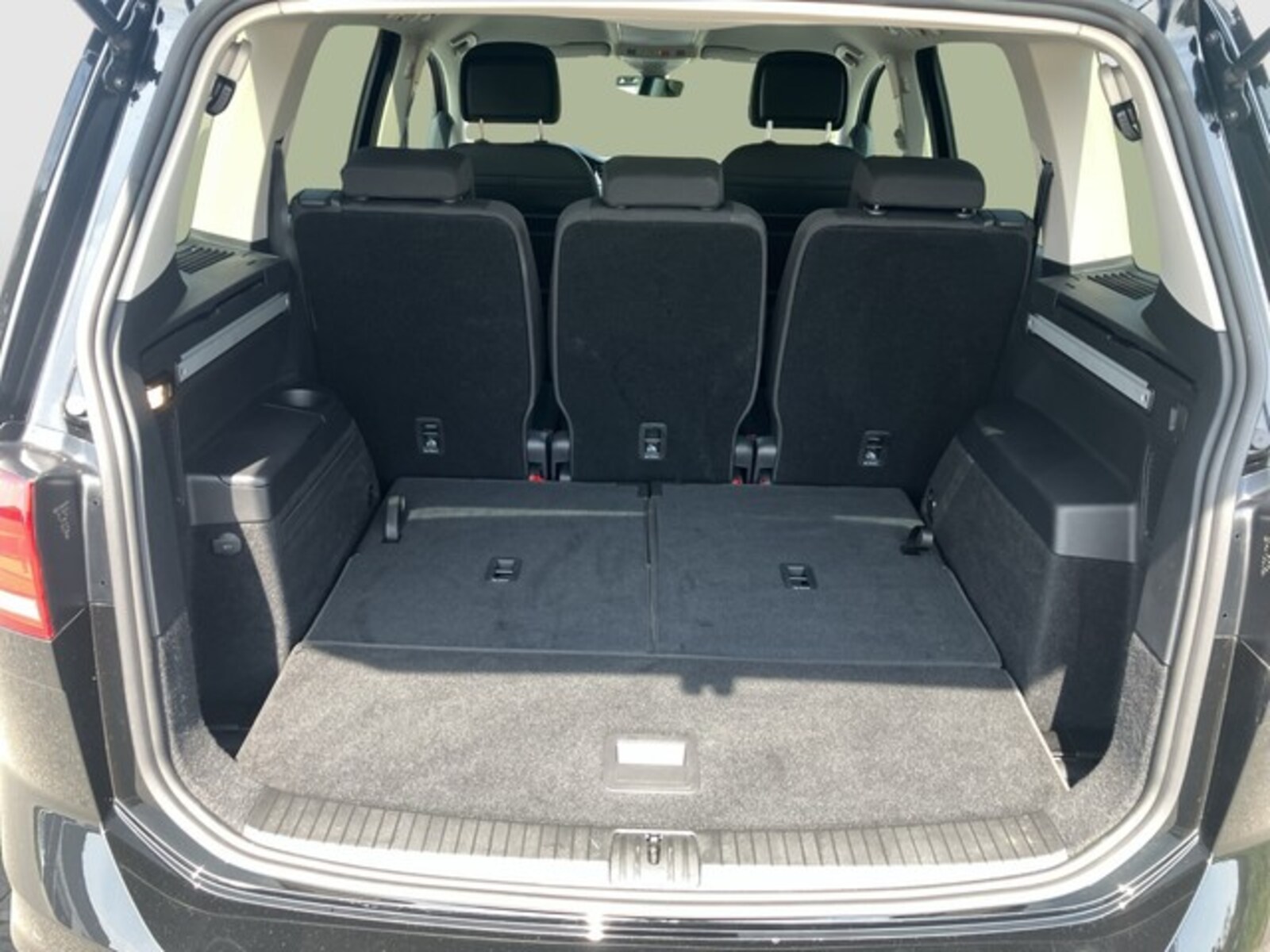 Volkswagen Touran – Bild 13