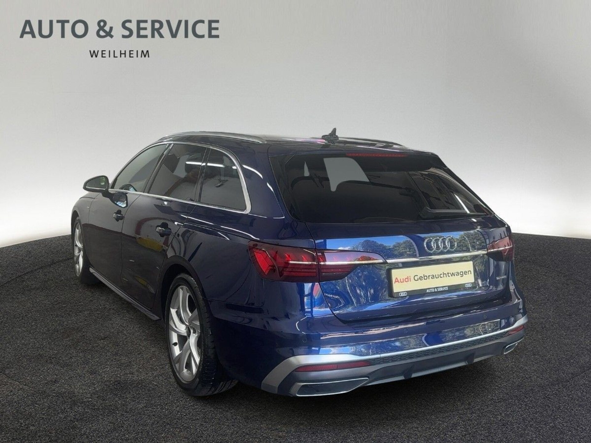Audi A4 Avant S line