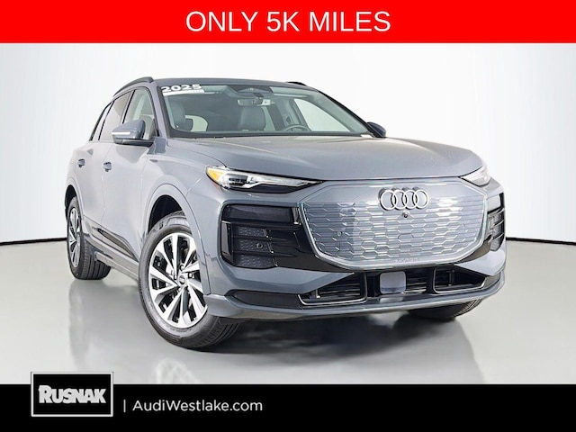 Photo of 2025 Audi Q6 e-tron 