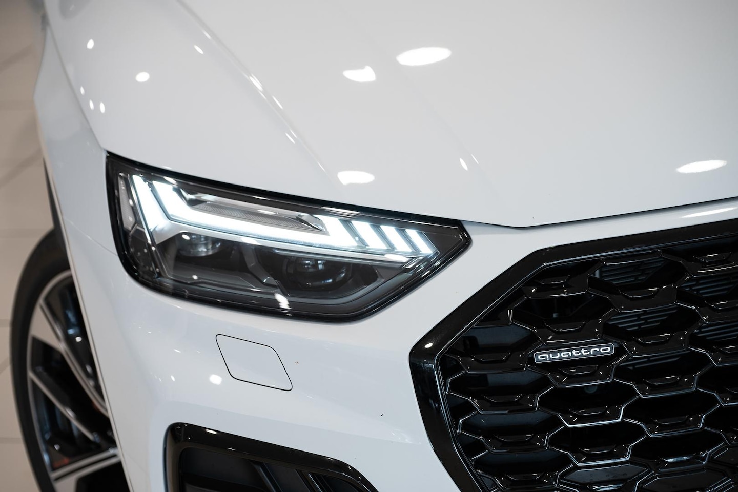 Image about Audi Q5 Sportback TFSI e 55 TFSI e quattro S tronic