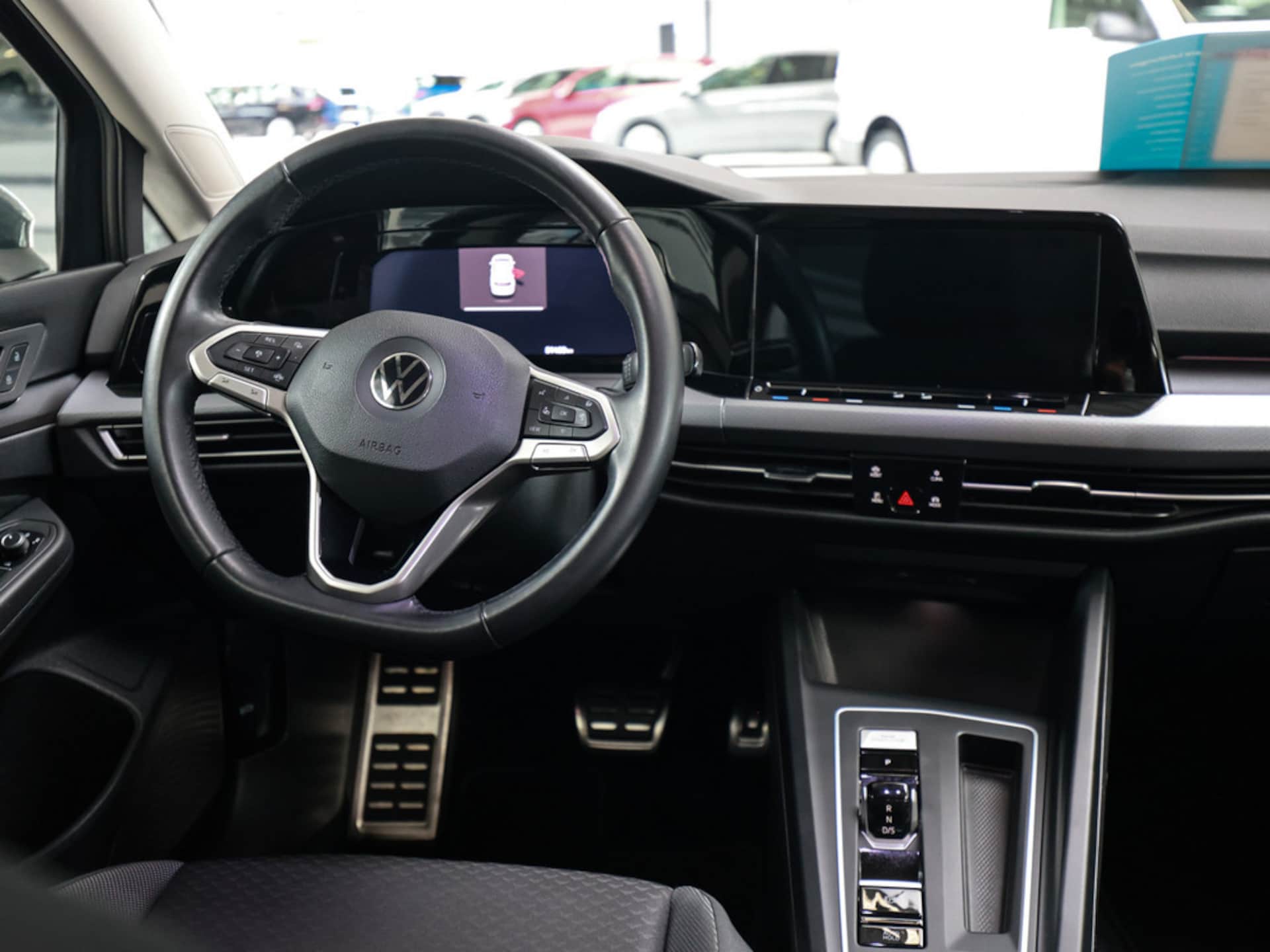 Volkswagen Golf Life