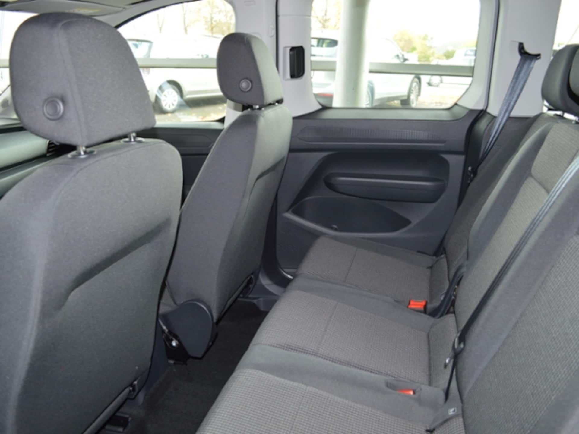 Volkswagen Caddy Basis-Modell