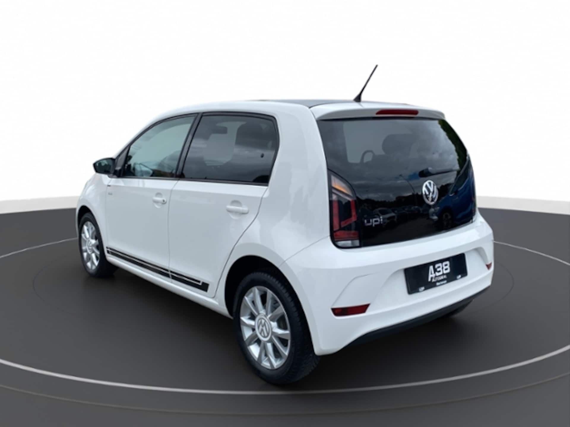 Volkswagen up! move up!