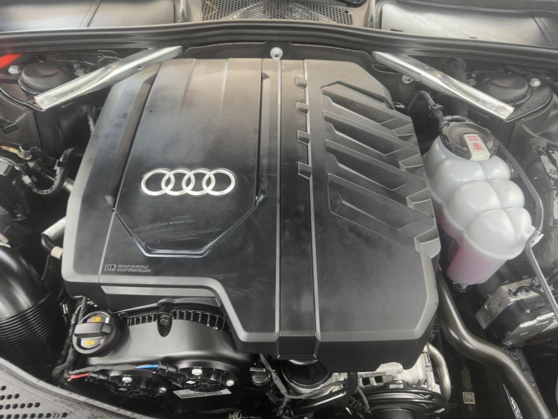 Audi A4 Avant S line