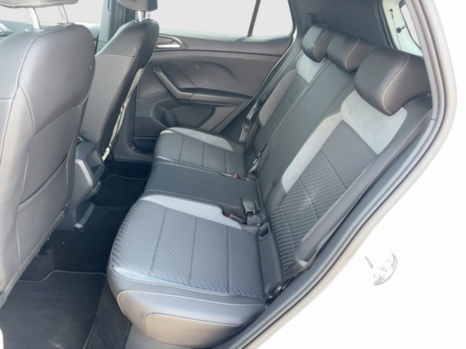 Volkswagen T-Cross – Bild 11