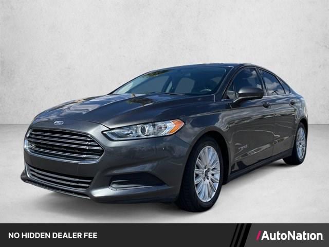 Photo of 2016 Ford Fusion Hybrid 